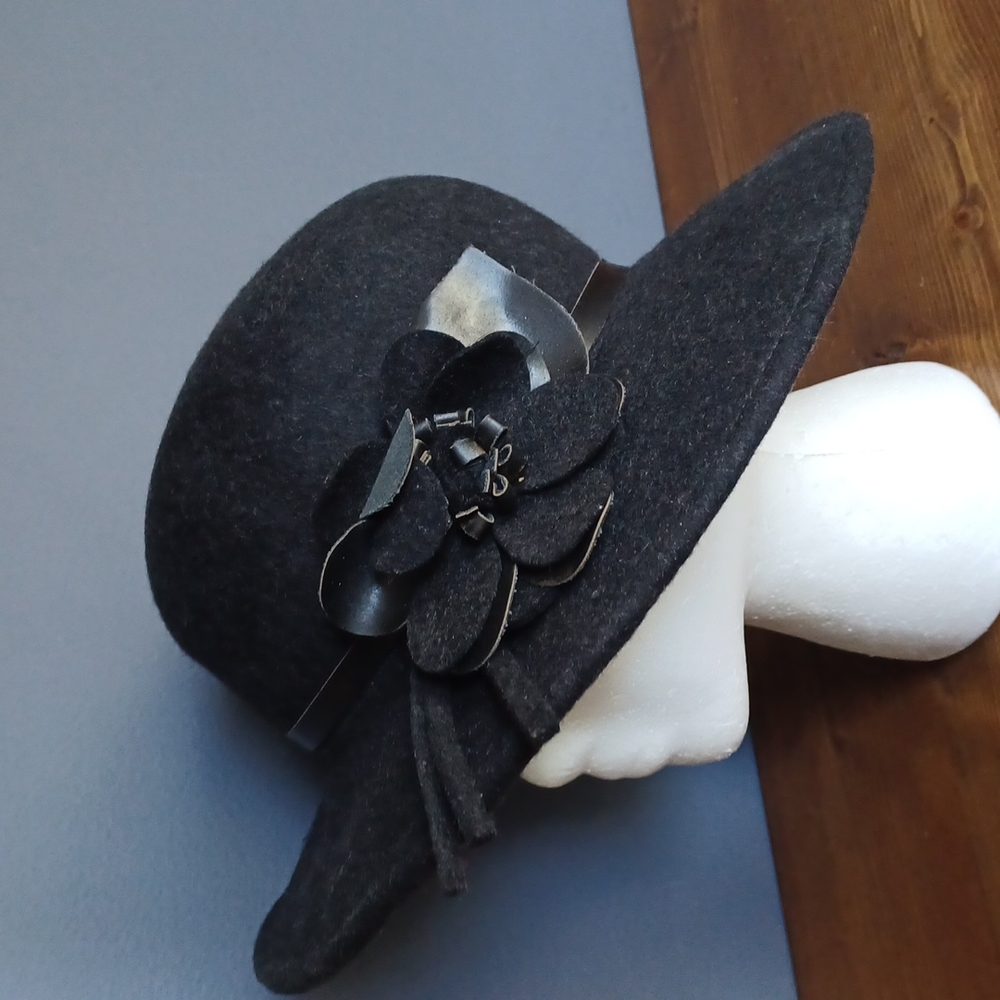 Hat - Picture 14 of 14